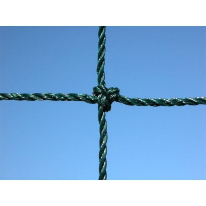 Ball catch net for fencing sports fields with 2 mm square mesh