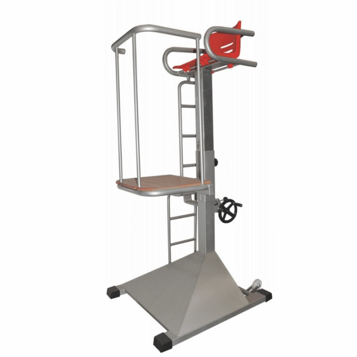 Volleyball referee stage with adjustable height and wheels