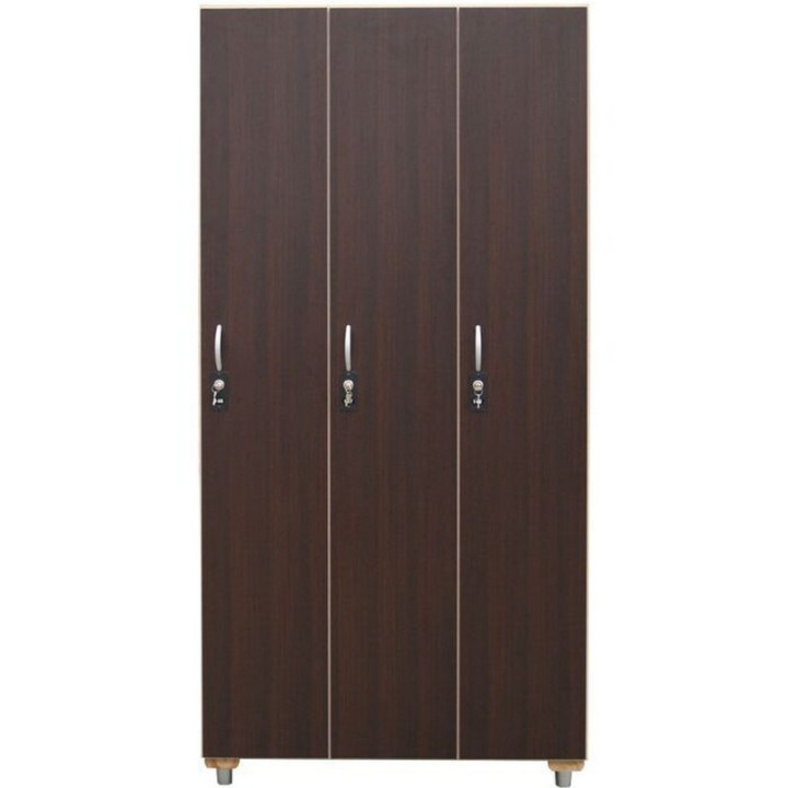 Gym wardrobe with 3 doors