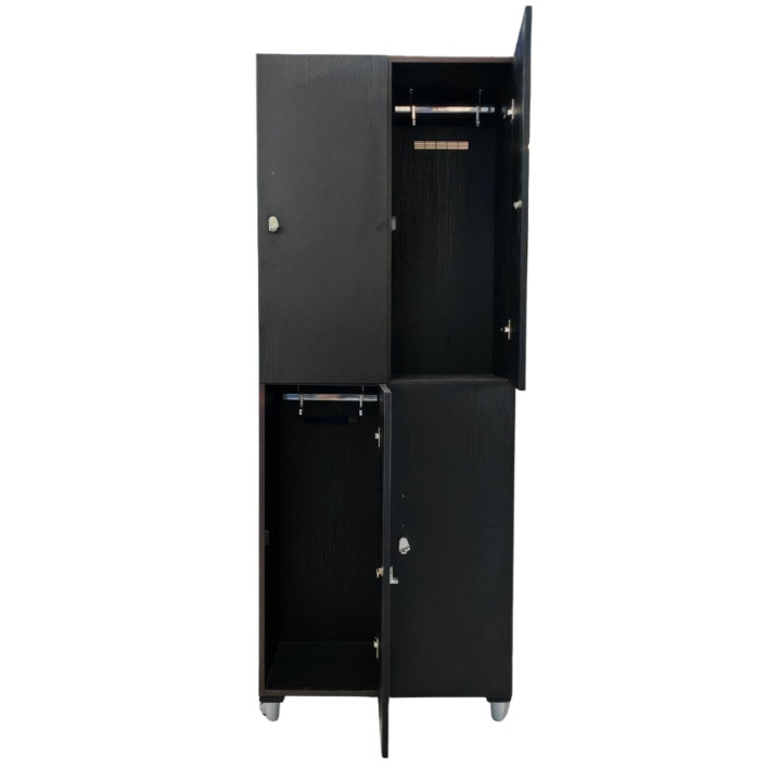 Gym wardrobe with 4 doors