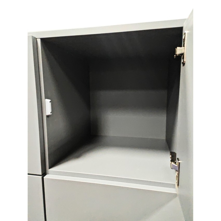 Gym locker with 9 boxes