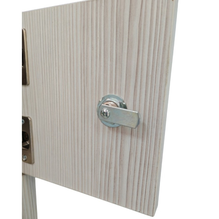 Gym locker with 9 boxes