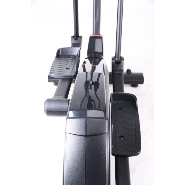 Toorx Erx 300 electromagnetic elliptical trainer with APP Ready wireless receiver