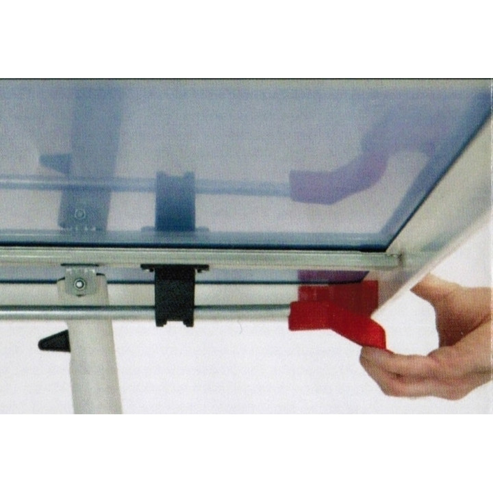 Garlando Challenge table tennis with blue wheels for indoor use