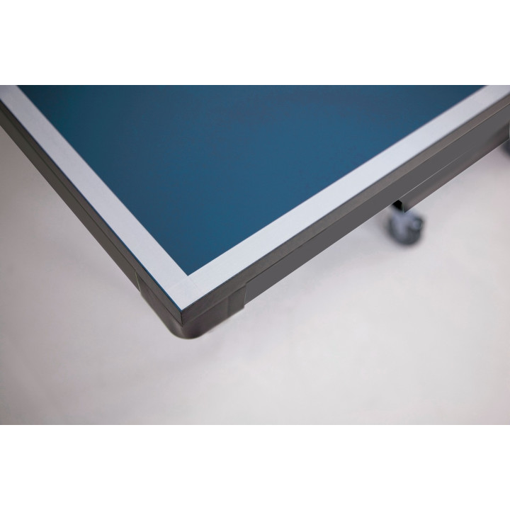 Garlando Club Indoor table tennis with blue wheels for indoor use