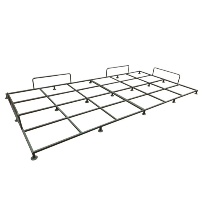 Support platform for mattresses and fall areas in painted steel