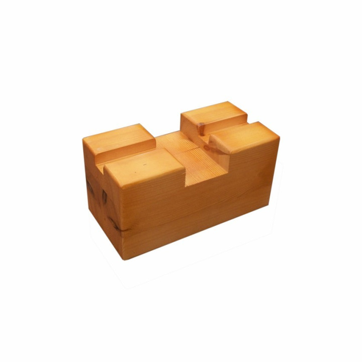 Baumann type school balance board measuring 3 meters in wood