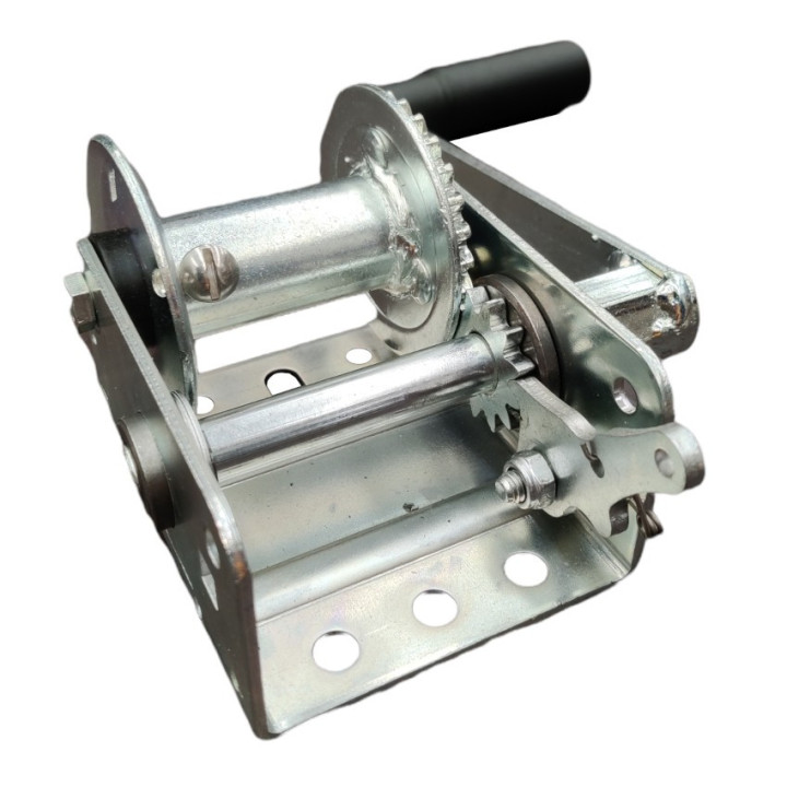 Galvanized steel net tightening winch for beach volleyball and beach tennis systems