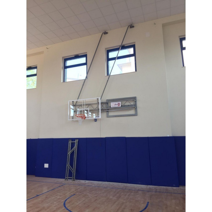 Indoor accident prevention wall protections on wooden support