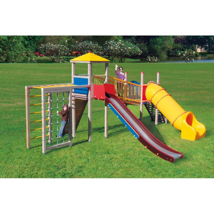 Blockhouse with tube slide