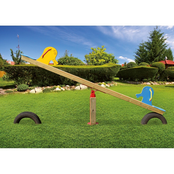 Balance with ducks on bearings