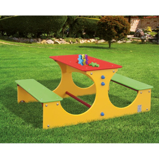 Baby picnic table in polyethylene