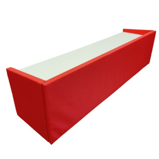 Judges' table with 3 meter accident prevention protection