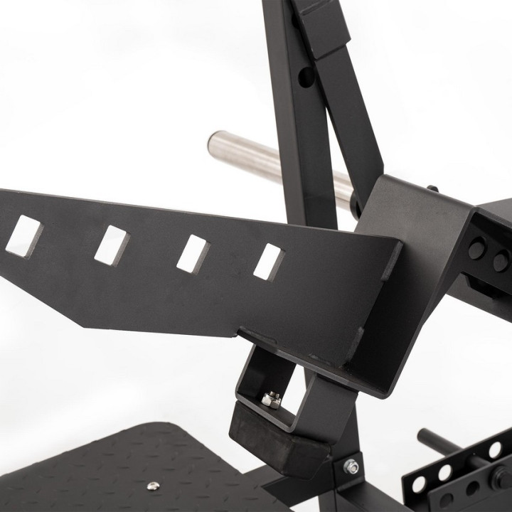 Belt Squat Diamond Plate Loaded